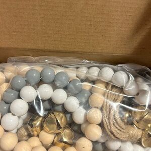 Puppy dog pet potty training door bells, 3 colors wood beads with bells, new!